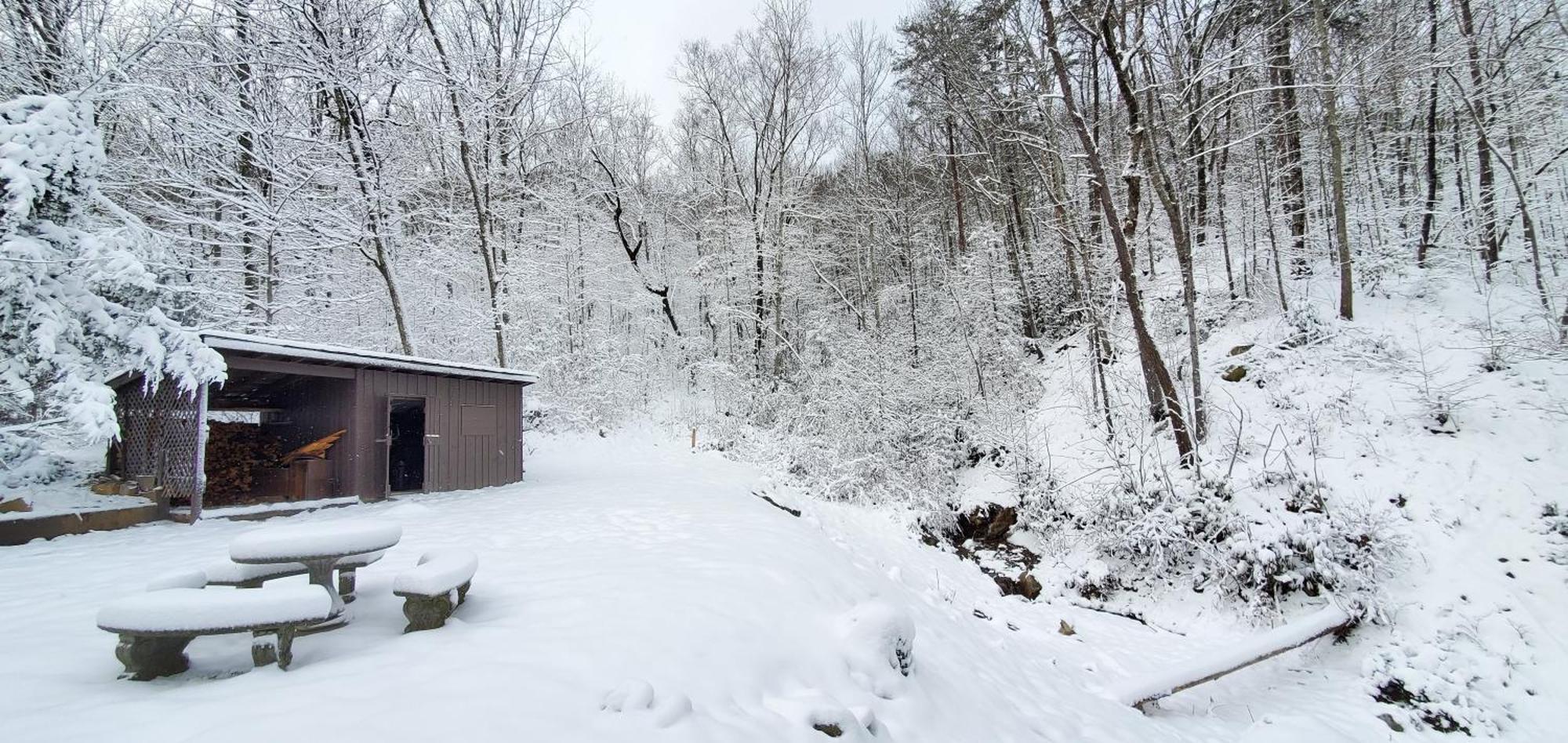 Lazy Bear Cabin Sevierville Exterior photo