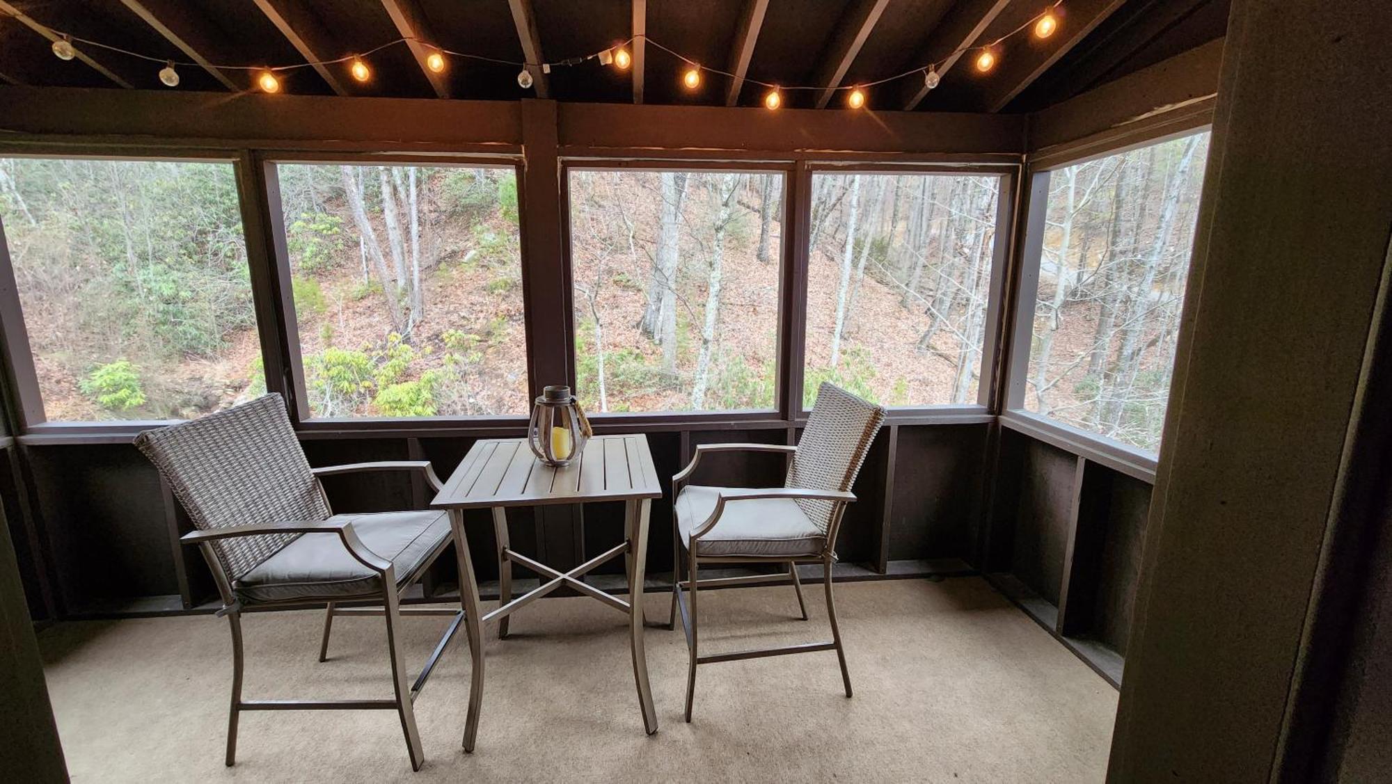 Lazy Bear Cabin Sevierville Exterior photo