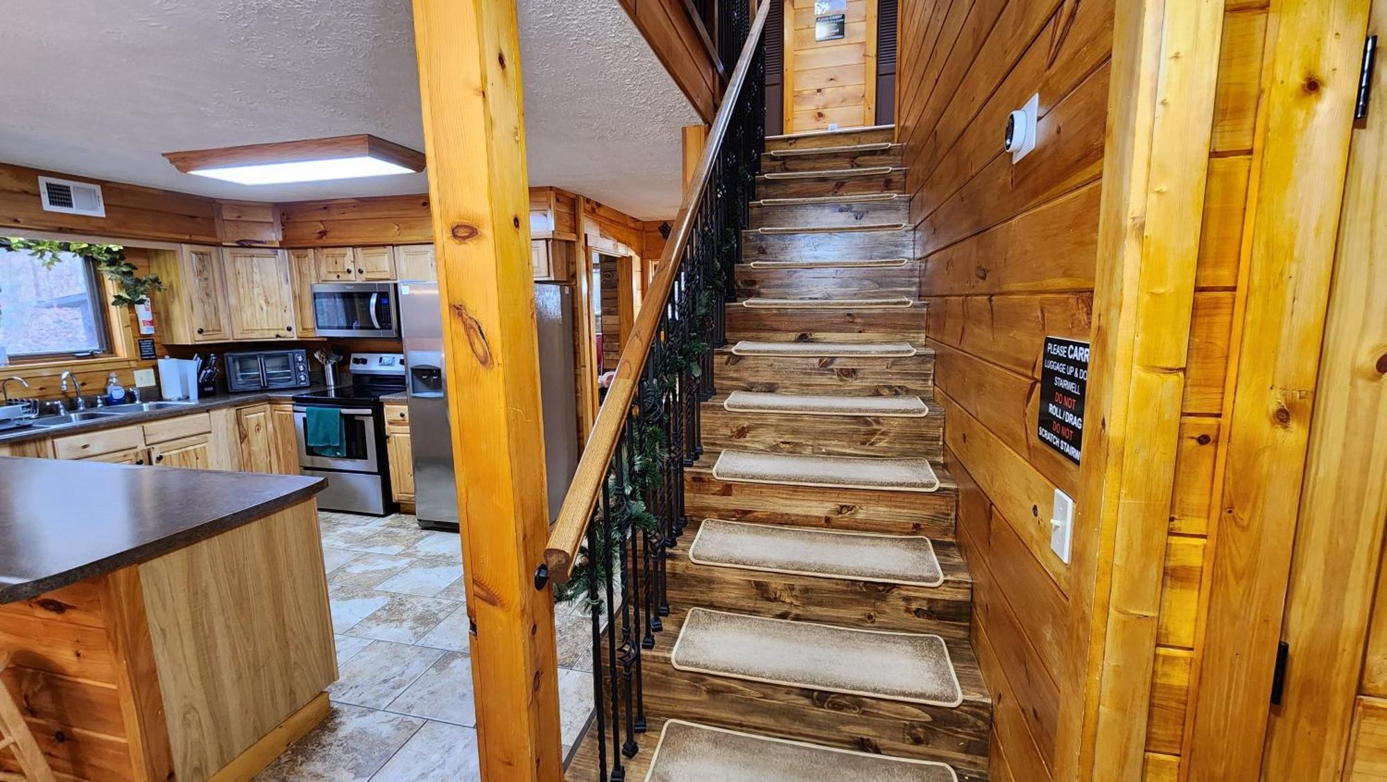 Lazy Bear Cabin Sevierville Exterior photo