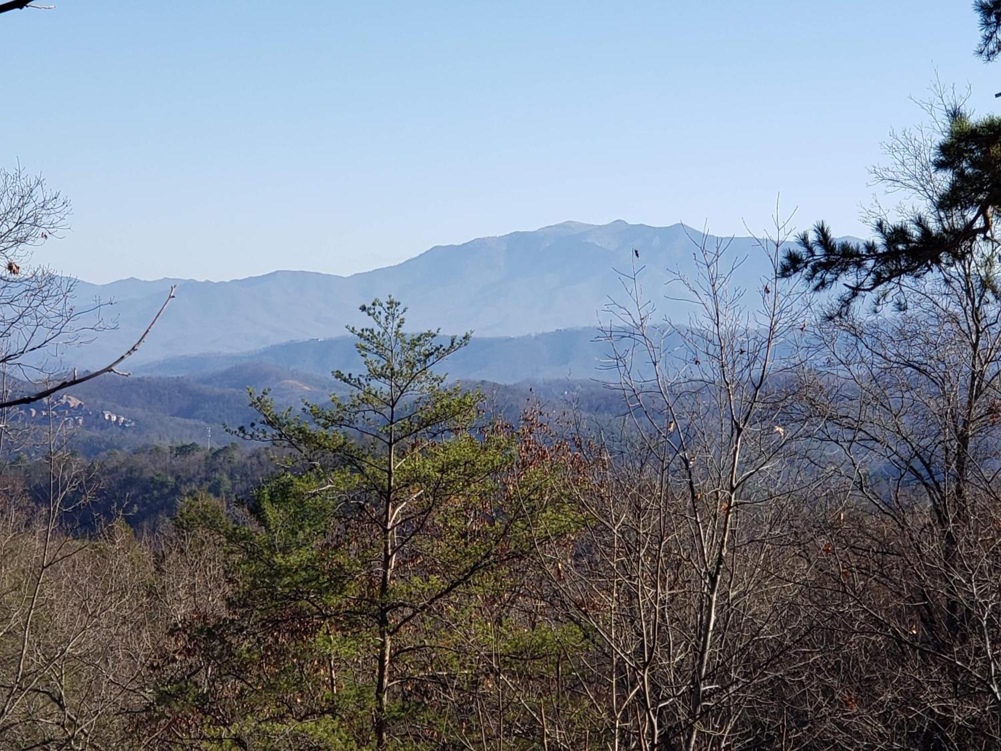 Lazy Bear Cabin Sevierville Exterior photo