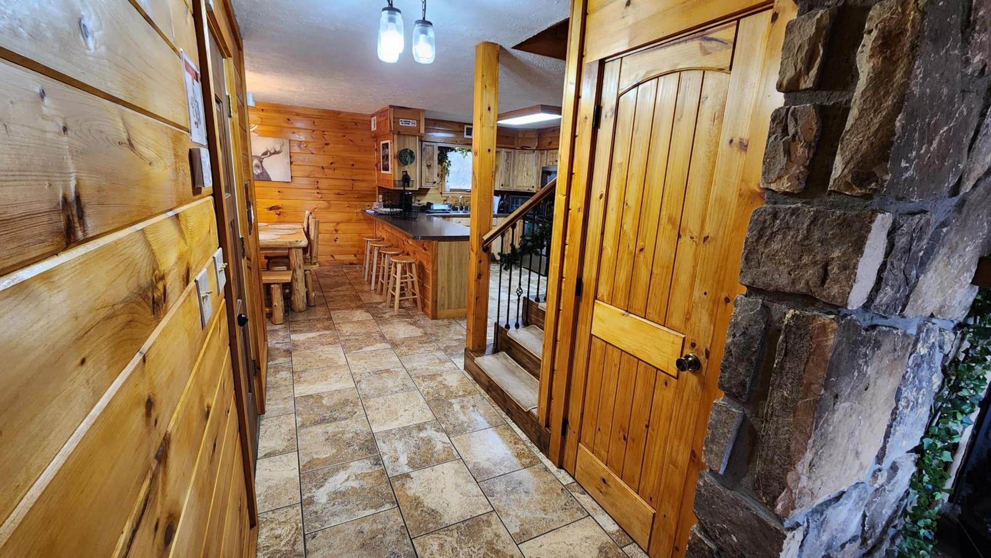 Lazy Bear Cabin Sevierville Exterior photo