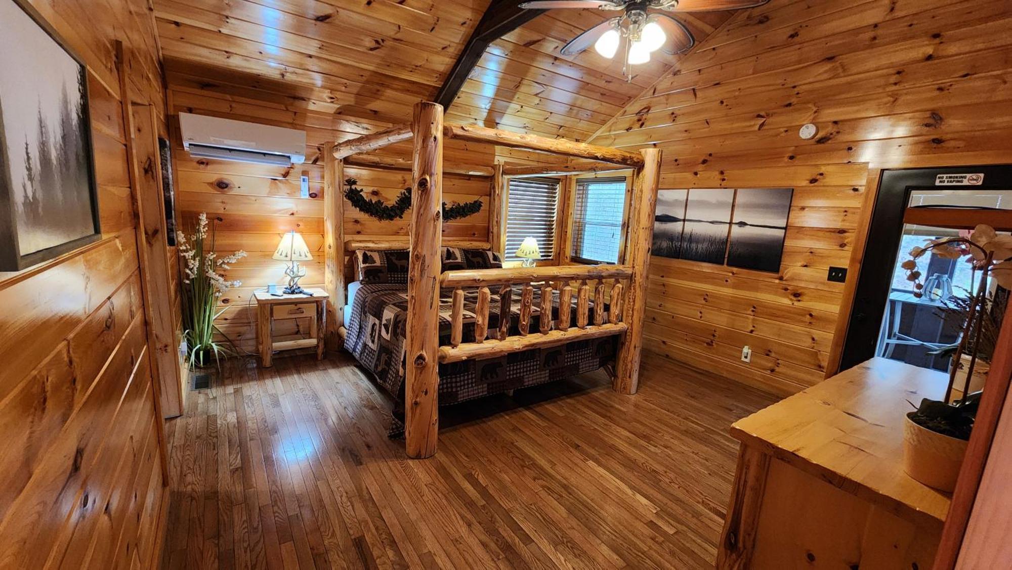 Lazy Bear Cabin Sevierville Exterior photo